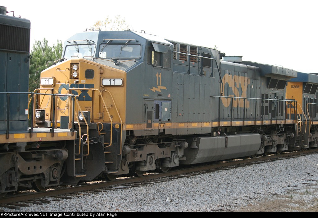 CSX 11 runs second